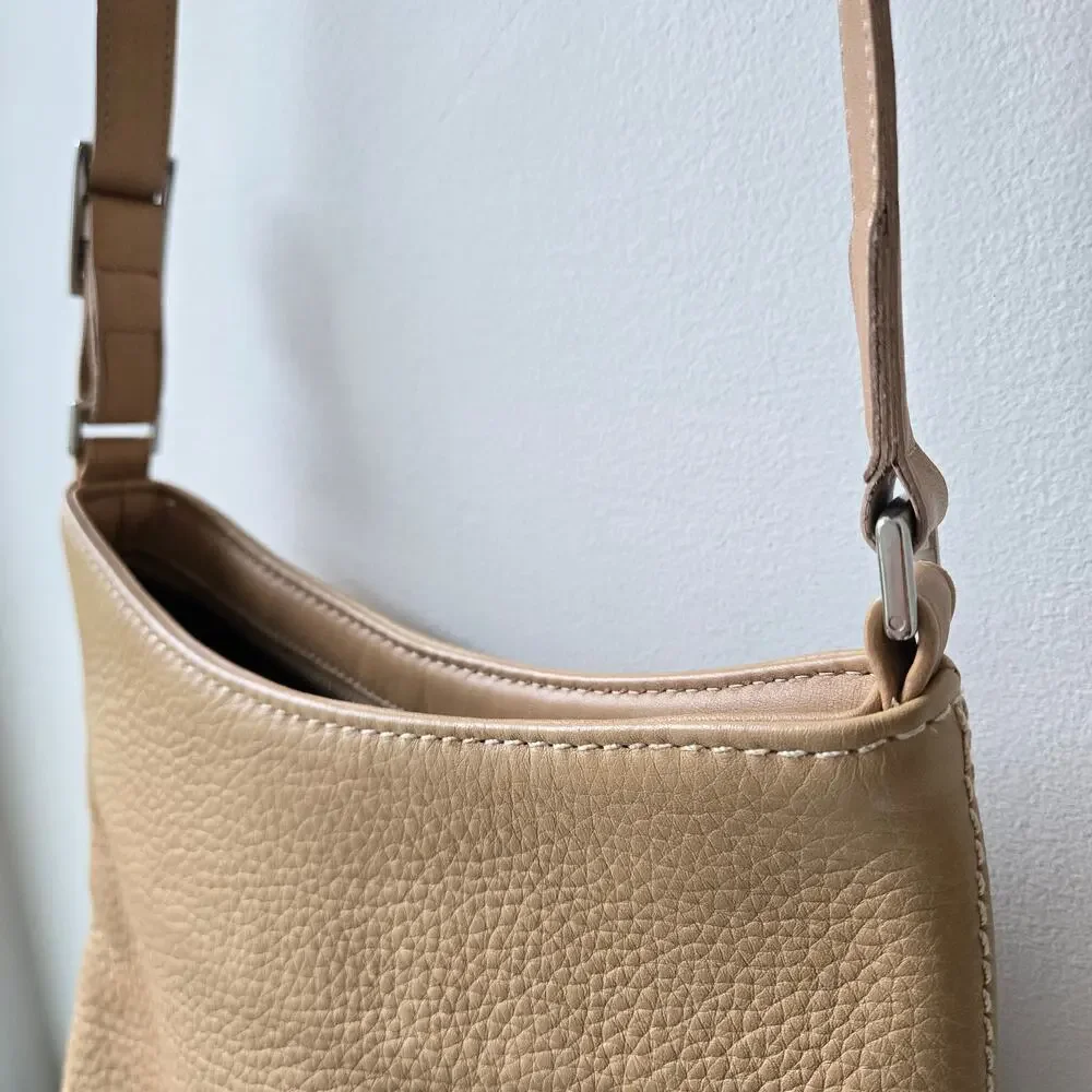 Coach Vintage Hudson Pebbled Leather Crossbody Purse Beige Neutral Bag Bullseye